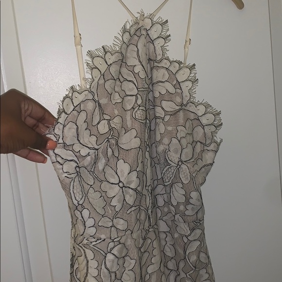 LULUS WHITE BODYCON LACE DRESS - Picture 3 of 4